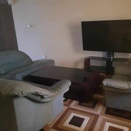 Touray Guest House Old Yundum Екстер'єр фото