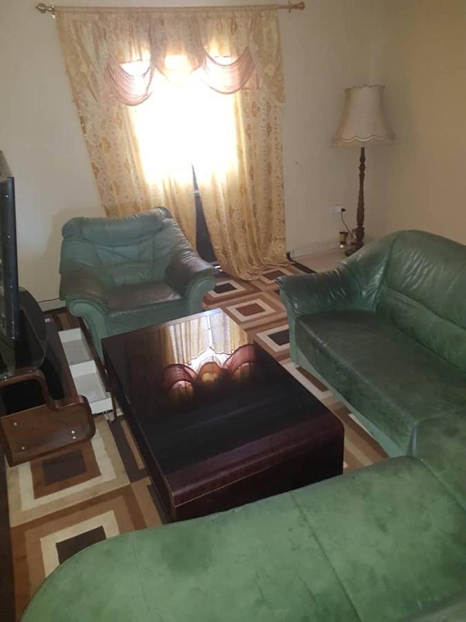 Touray Guest House Old Yundum Екстер'єр фото